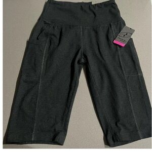 New York Laundry Sport Shorts Size S with Tags